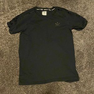 Black adidas shirt with a cool lil design: black lines going down the shoulders
